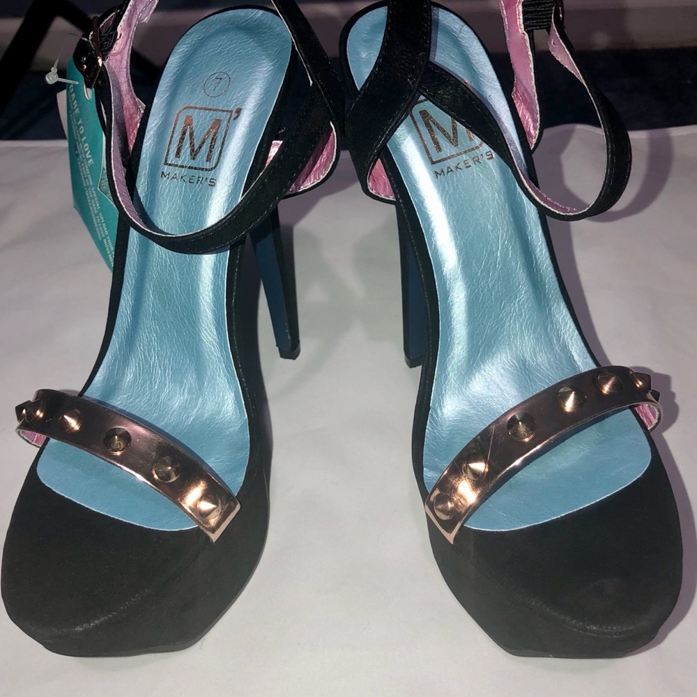 Spiked open toe High heel